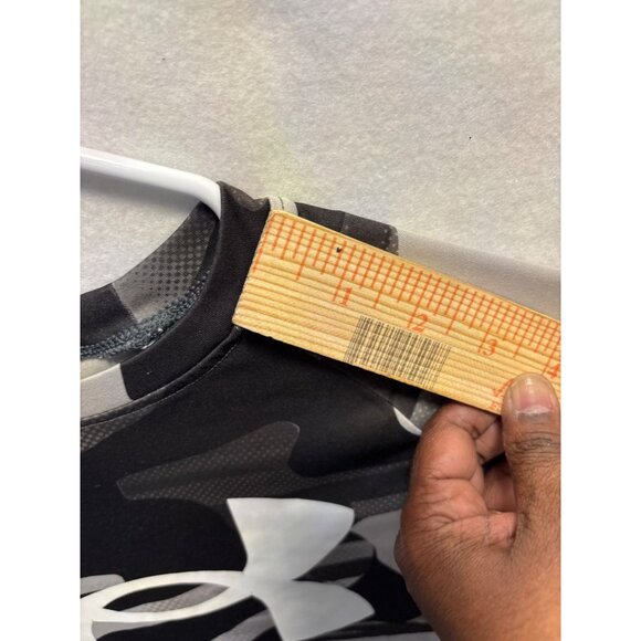 Under Armour Youth Camouflage Athletic Shirt Size L Polyester - Picture 6 of 10